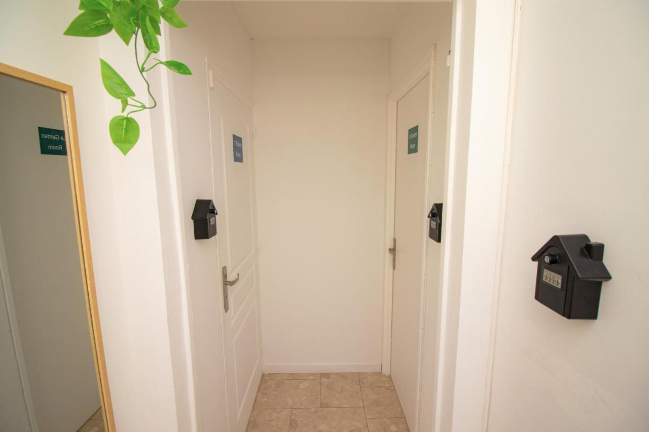 La Hearty Room Logement En Colocation เลอเปลซีส์-โรแบงซง ภายนอก รูปภาพ